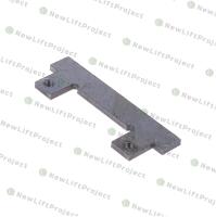 Кронштейн для установки смазывающего устройства (масленки) на кабину 0411С.03.00.006 ЩЛЗ Wellmaks Кронштейн для установки смазывающего устройства (масленки) на кабину 0411С.03.00.006 ЩЛЗ Wellmaks